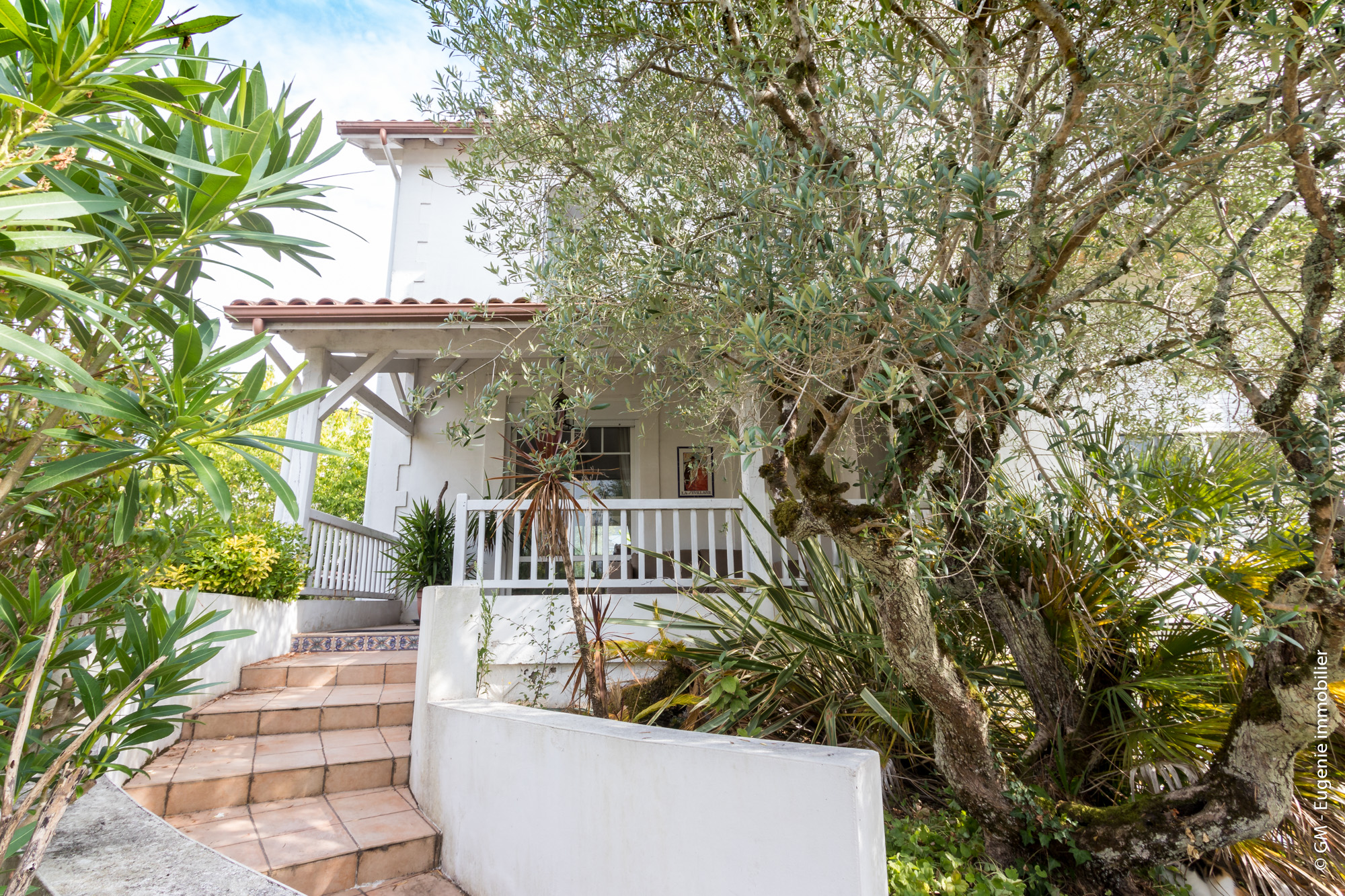 Maison Bourgeoise 210m² avec T2 Indépendant Jardin 420m²