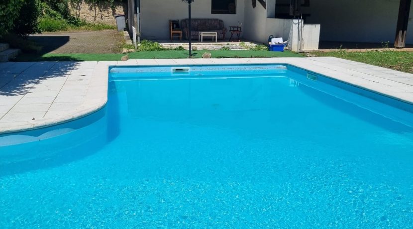 WhatsApp Image 2025-05-18 at 09.05.06 (1)