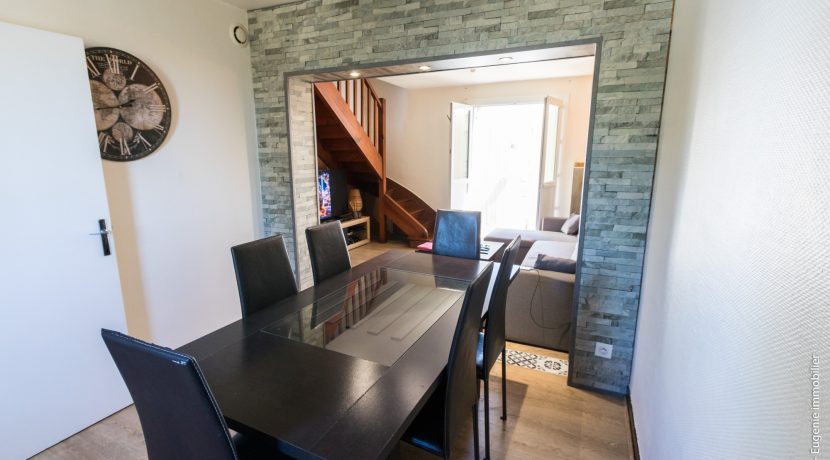 Salle à manger 02